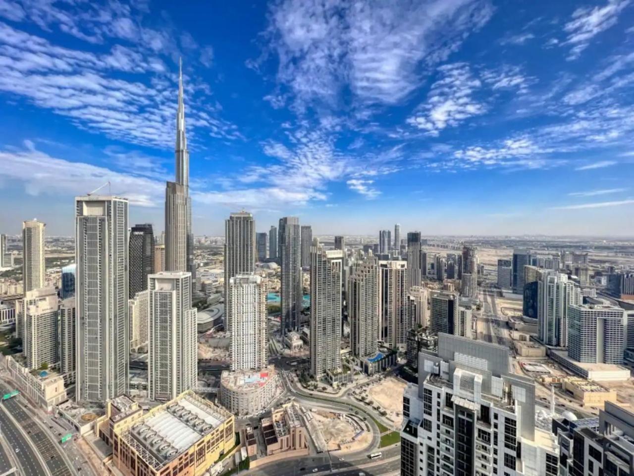 Burj View 64th Floor Infinity Pool - Corner Unit *
