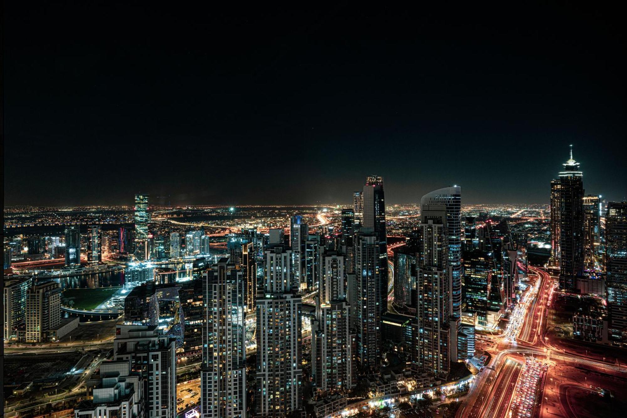 Burj View 64th Floor Infinity Pool - Corner Unit
